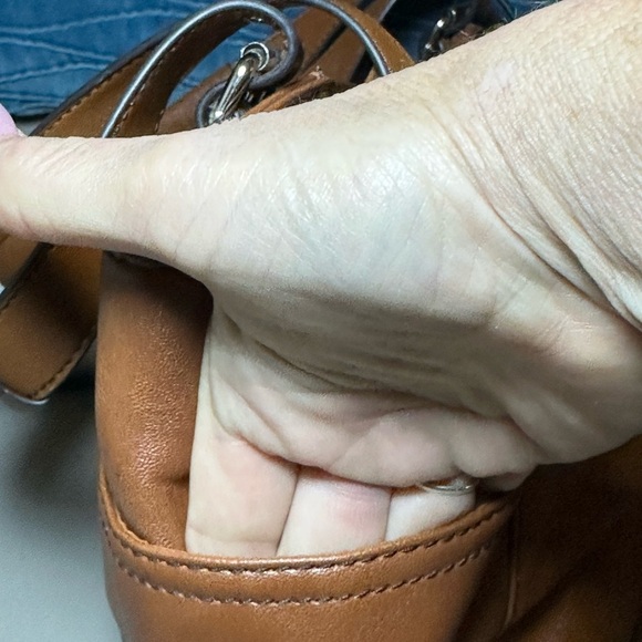 Relic by Fossil Brown Vegan Leather Satchel EUC - 2 Side Slip Pockets - Picture 12 of 13